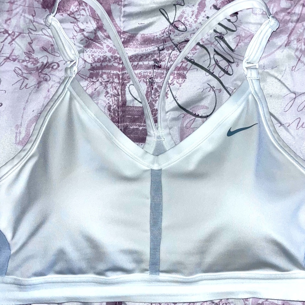 Nike dry fit sports bra